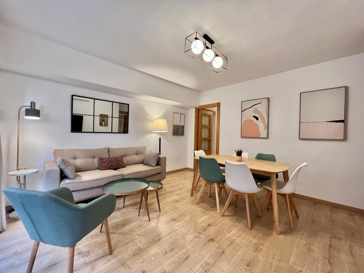 Bns Central Suites Granada Eksteriør billede