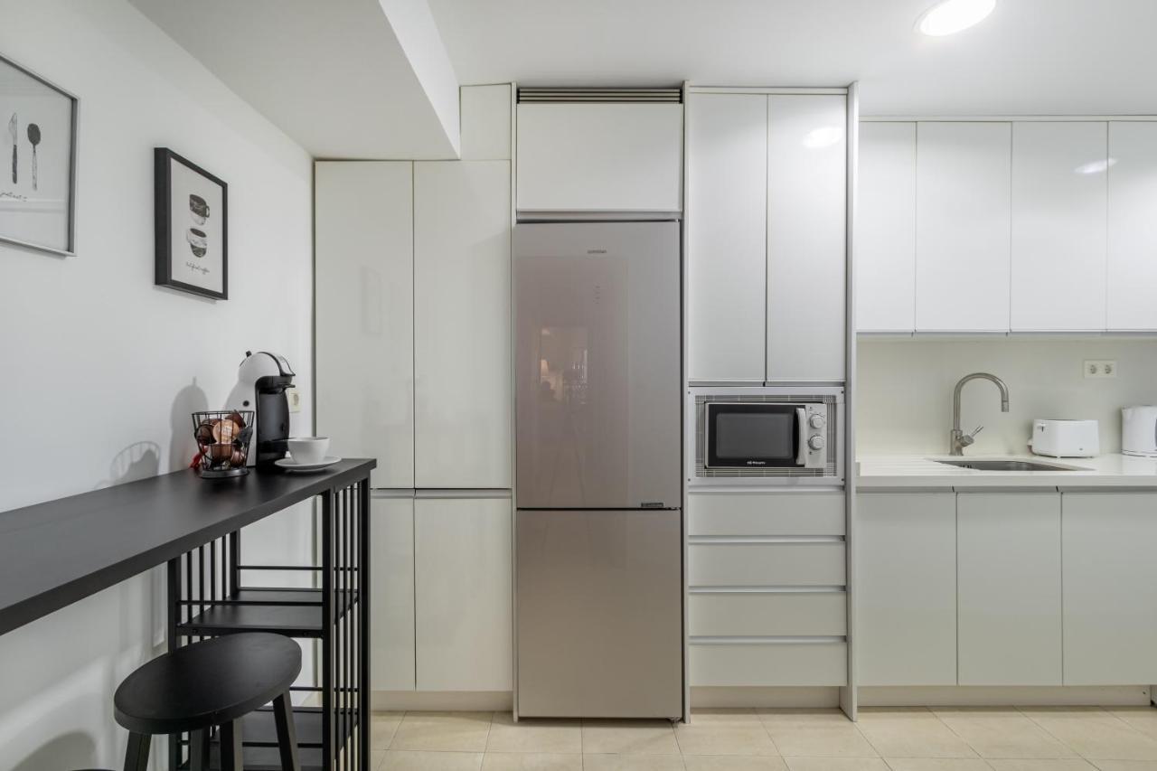 Bns Central Suites Granada Eksteriør billede