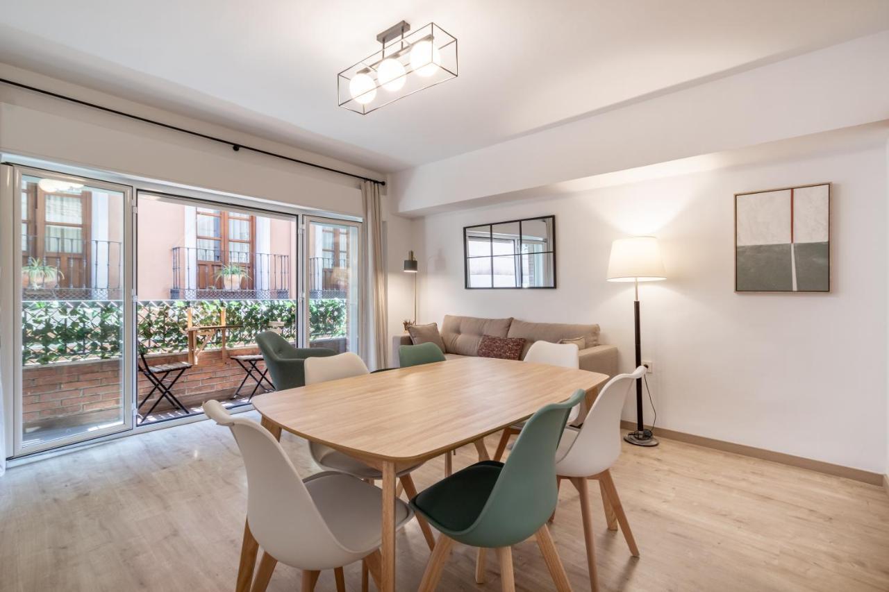 Bns Central Suites Granada Eksteriør billede